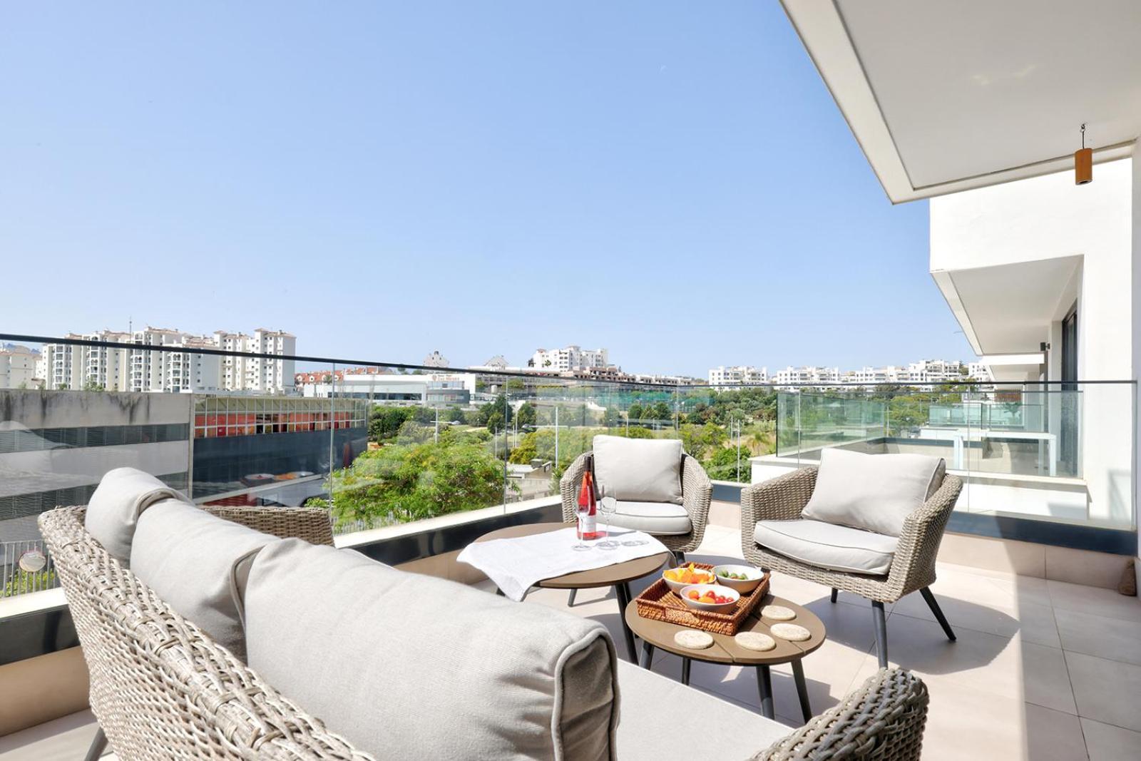 Estepona Place - Spacious Family City Apartment Exterior foto