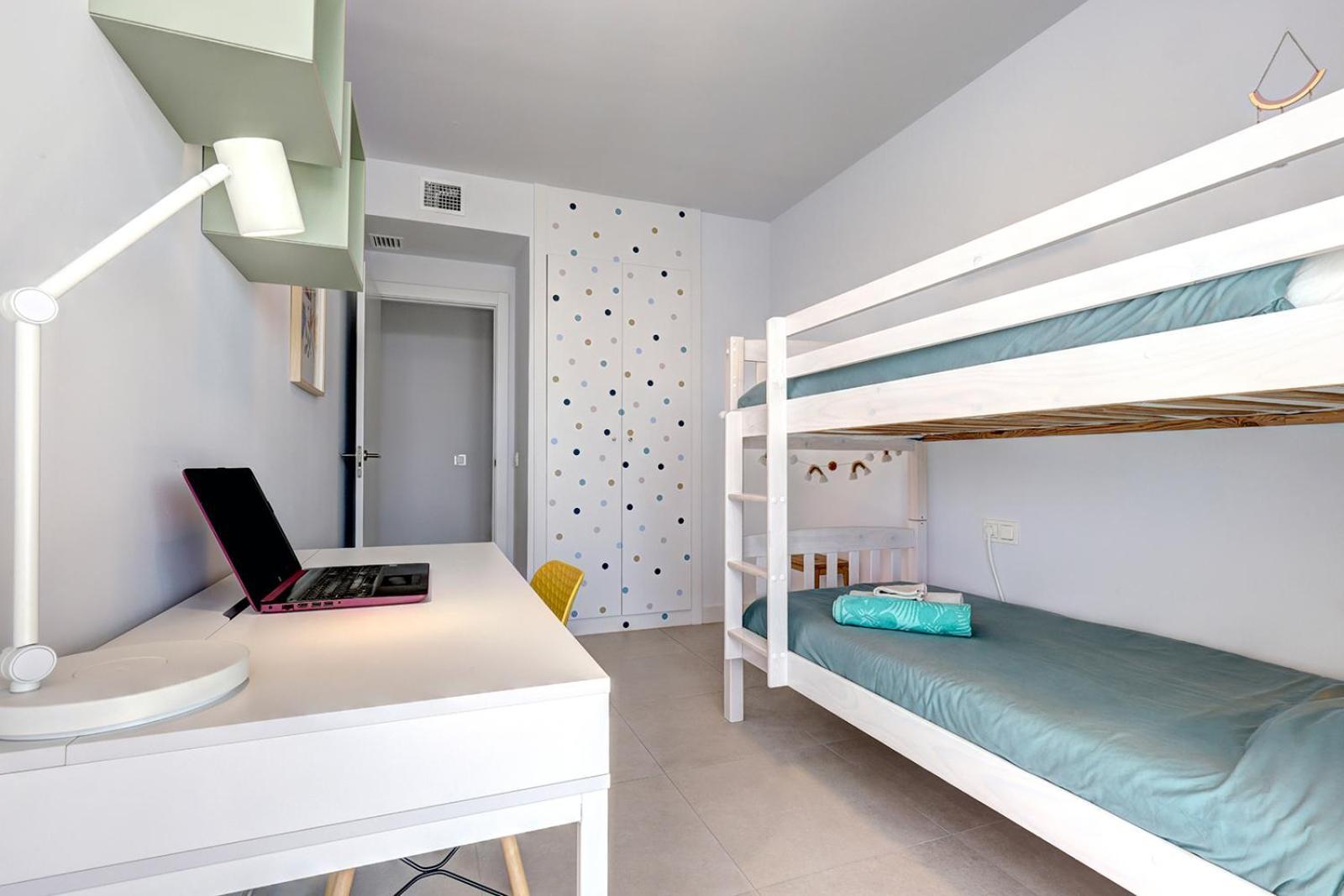 Estepona Place - Spacious Family City Apartment Exterior foto